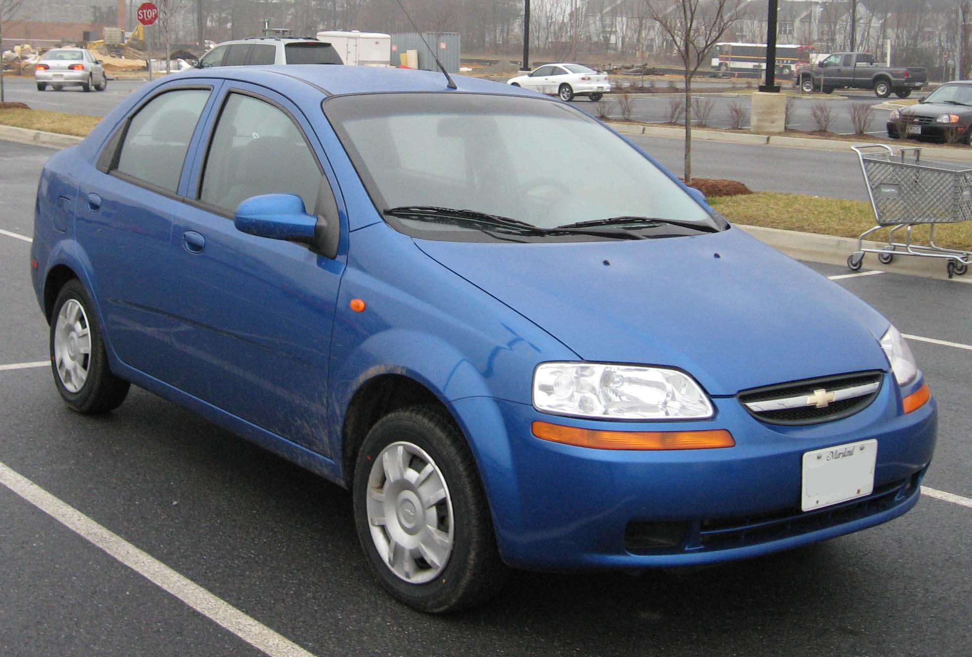File:04-06 Chevrolet Aveo sedan 2.jpg - Wikimedia Commons