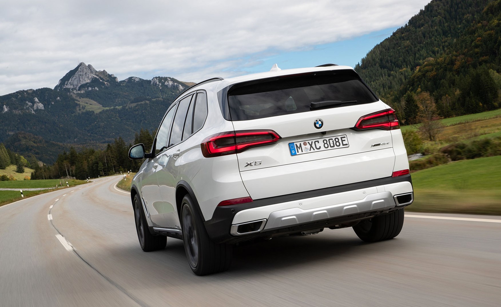 New BMW X5 45e plug-in hybrid (2023) review | CAR Magazine