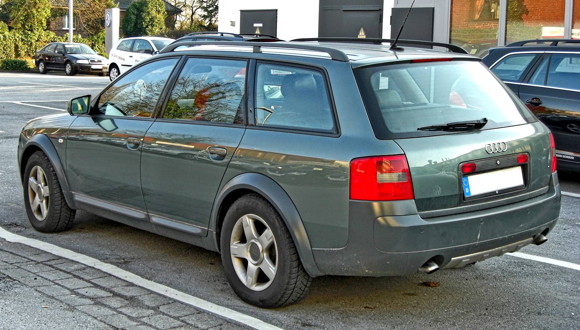 2005 Audi allroad quattro Base - Wagon 4.2L V8 AWD auto