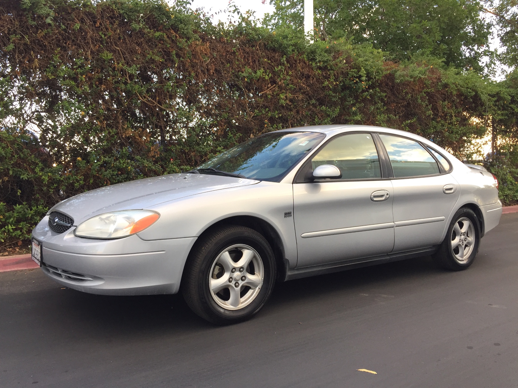 Used 2002 Ford Taurus SES Deluxe at City Cars Warehouse Inc
