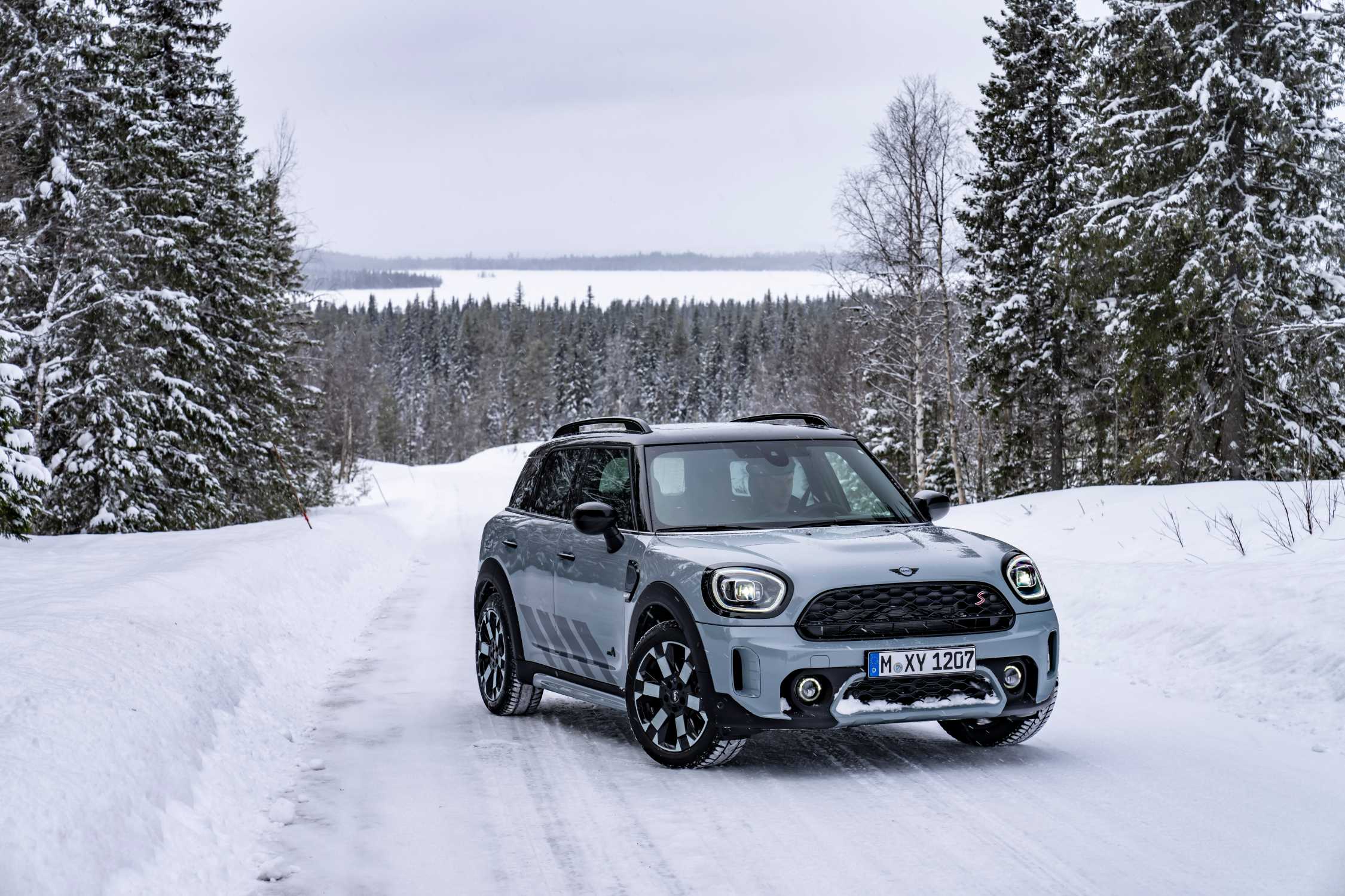 In the icy empire of elves and prototypes: With the MINI Cooper S Countryman  ALL4 Untamed Edition in Lapland.