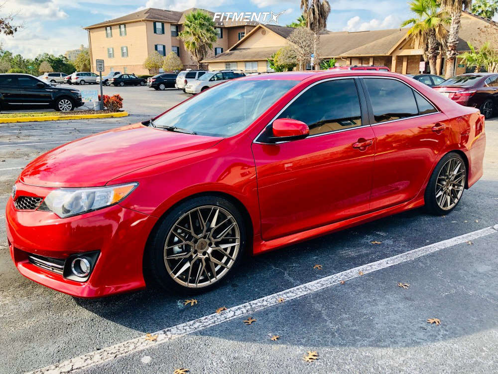 2014 Toyota Camry SE with 19x8.5 Niche Gamma and Achilles 225x40 on  Coilovers | 602843 | Fitment Industries