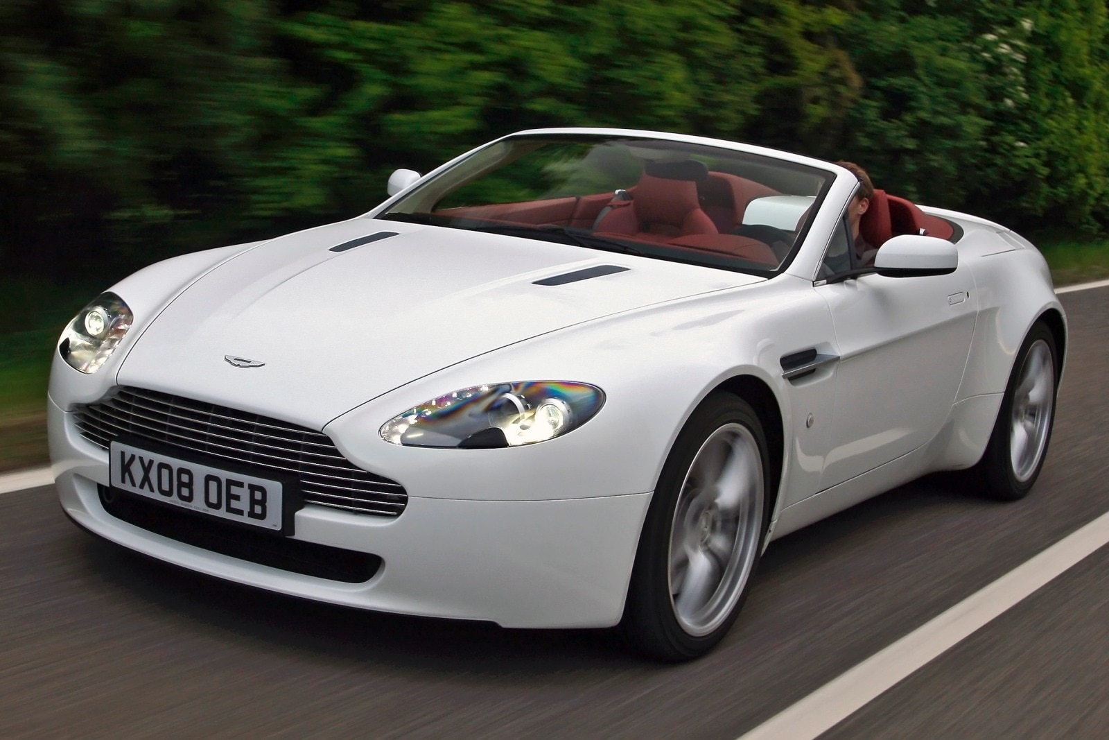 2014 Aston Martin V8 Vantage Review & Ratings | Edmunds
