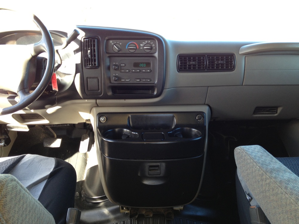 2001 GMC Savana 3500 Cutaway Van | GM Authority