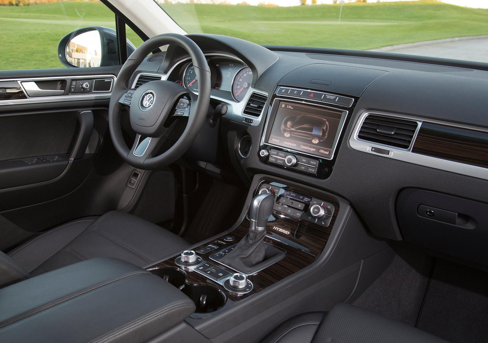 2011 Volkswagen Touareg Hybrid Interior Photos | CarBuzz