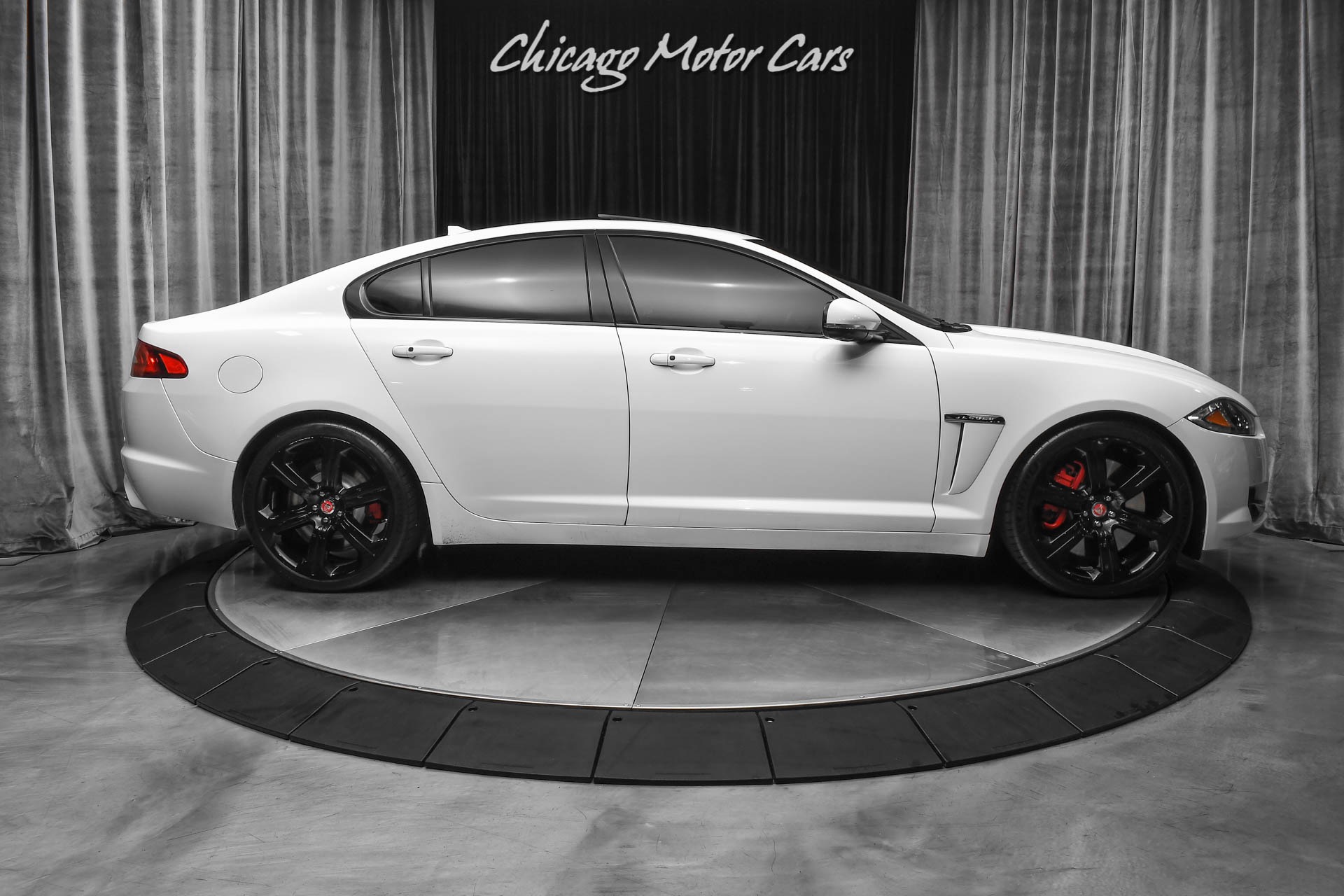 Used 2014 Jaguar XF V8 Supercharged Sport Interior Package! Black Package!  For Sale (Special Pricing) | Chicago Motor Cars Stock #18618A