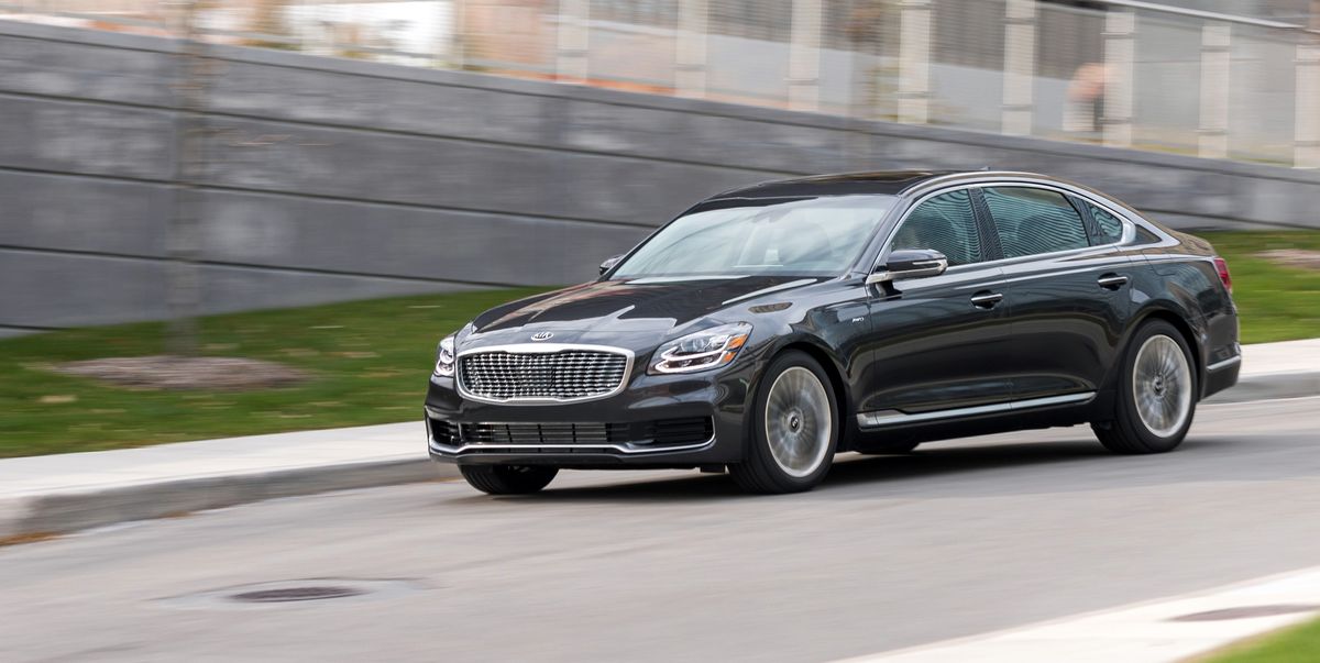 2019 Kia K900: Far Better Than It Has a Right to Be
