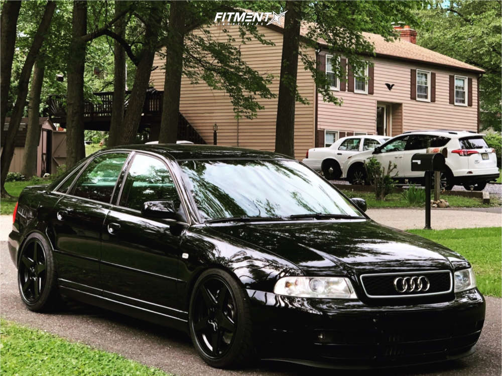 2002 Audi S4 Base with 18x8.5 Rotiform Wgr and Federal 225x40 on Coilovers  | 747600 | Fitment Industries