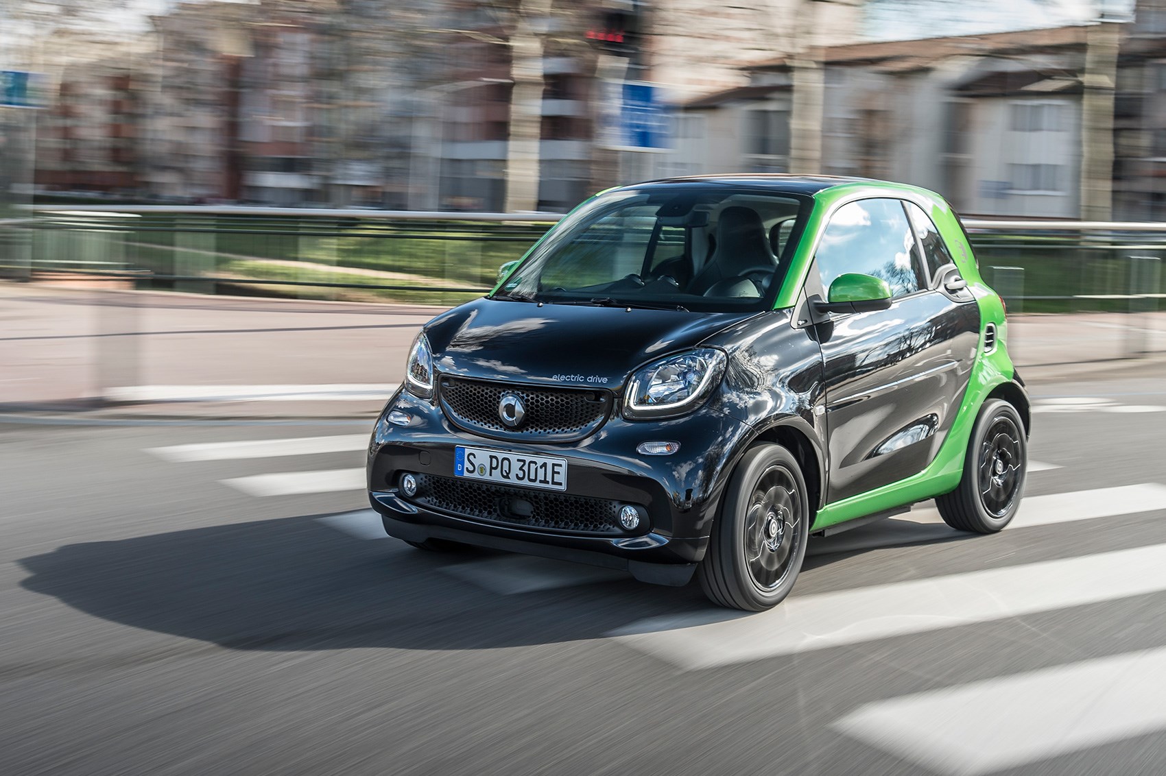 Smart ForTwo Electric Drive (2017) review | CAR Magazine
