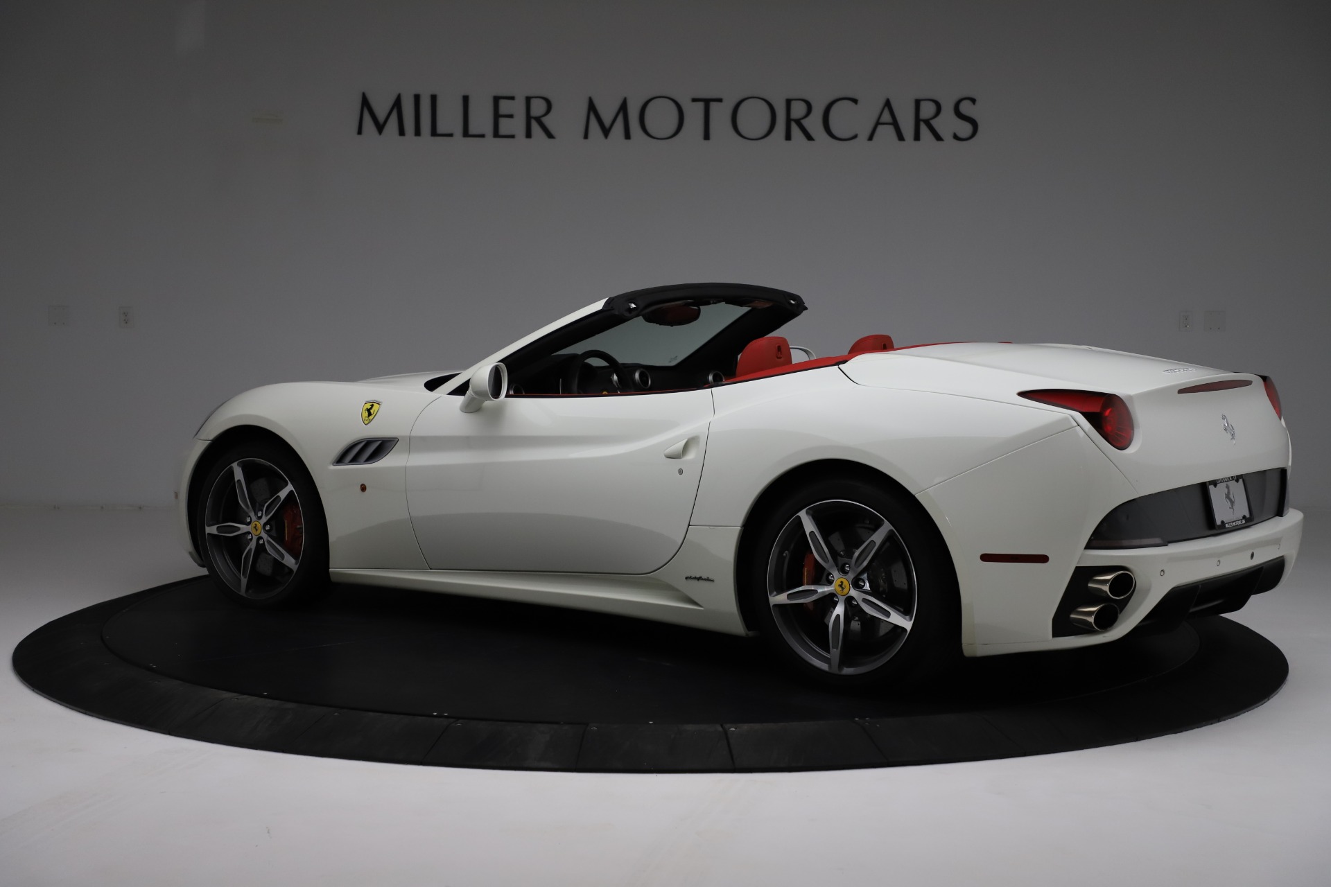 Pre-Owned 2014 Ferrari California 30 For Sale (Special Pricing) | McLaren  Greenwich Stock #4773