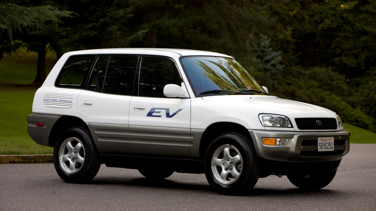 The RAV4 EV could have brought electric power to the mainstream | Top Gear