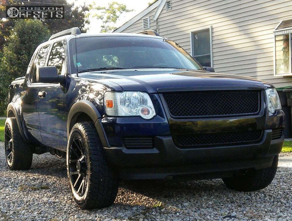 2007 Ford Explorer Sport Trac with 20x9 12 Scorpion Sc9 and 275/55R20  Hercules Avalanche X-treme and Stock | Custom Offsets