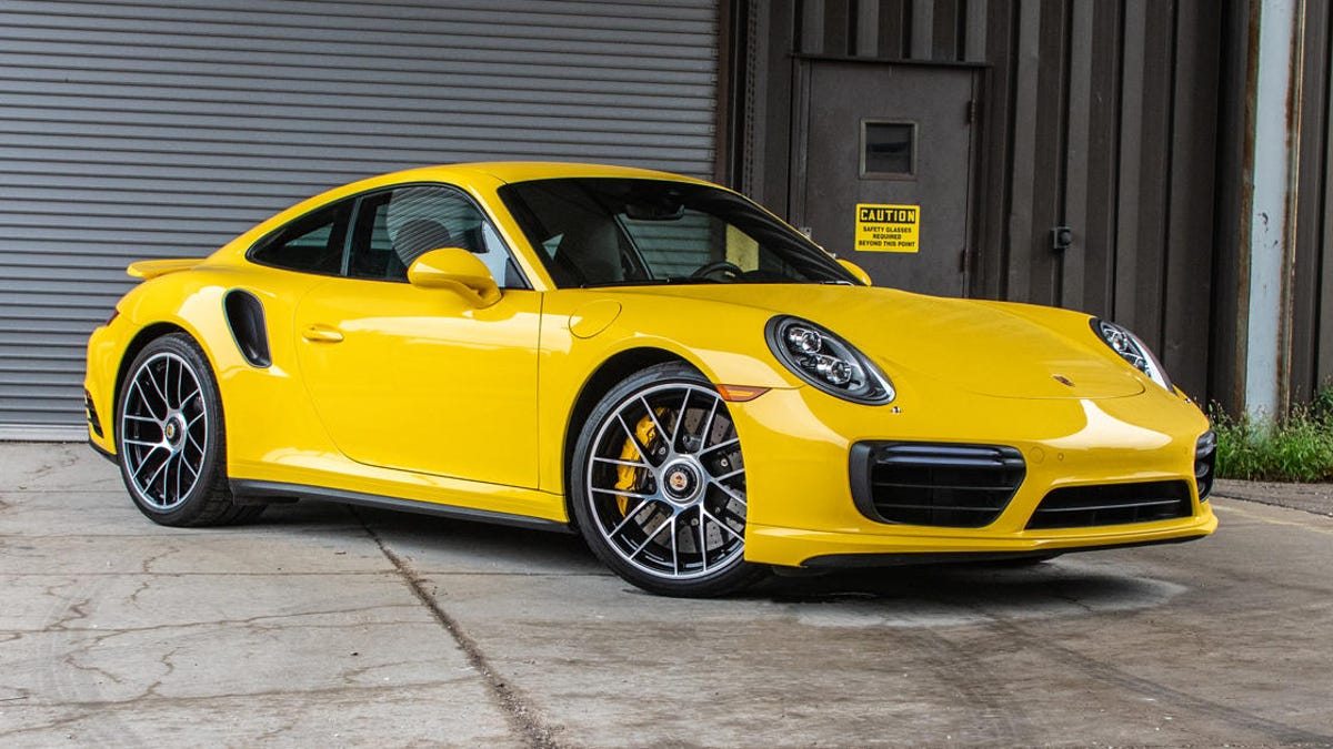 2018 Porsche 911 Turbo S review: One punch - CNET
