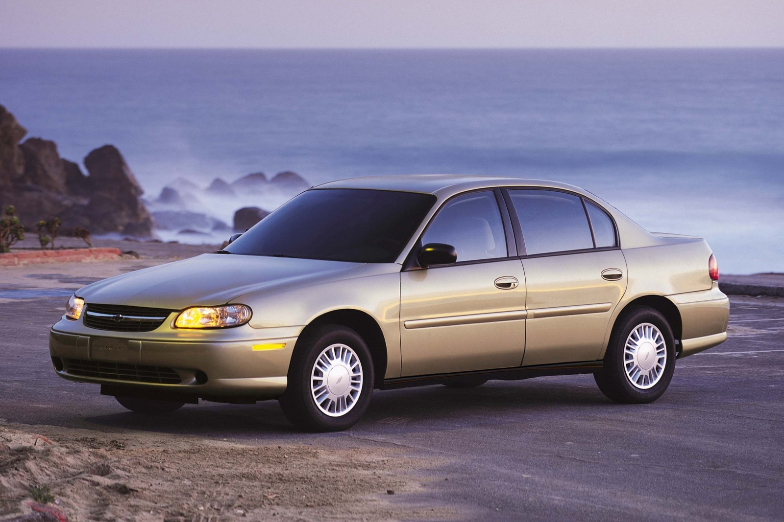 2004 Chevy Classic Review & Ratings | Edmunds