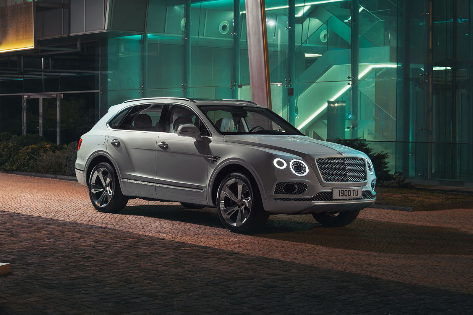 2019 Bentley Bentayga Plug-in Hybrid Leaked Hours Before Its Official  Release - autoevolution