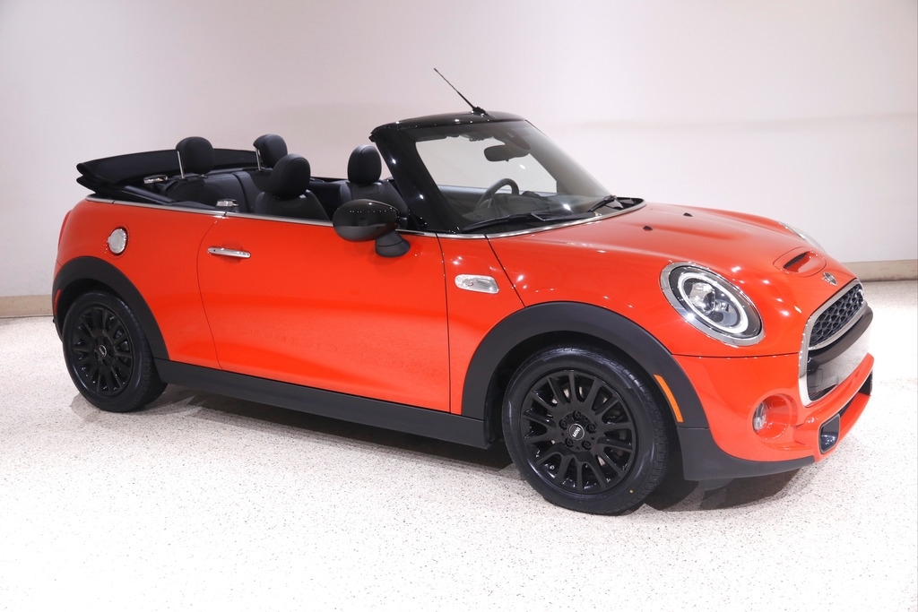 Certified Pre-Owned 2020 MINI Convertible Cooper S Convertible in  Willoughby Hills #N8077A | Classic BMW