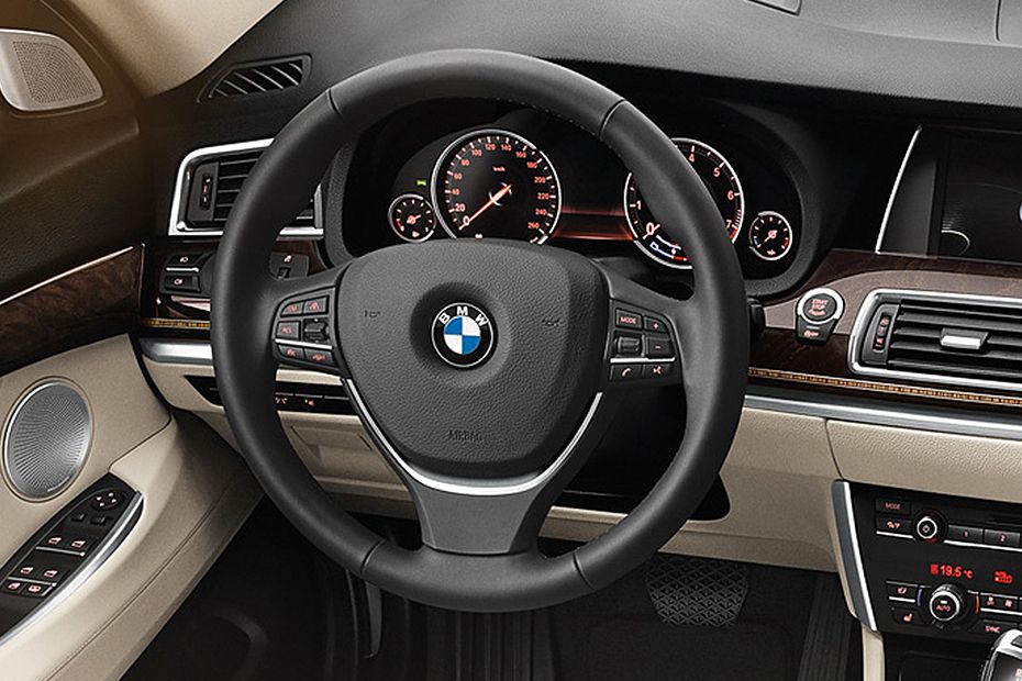 BMW 5 Series Gran Turismo Images - View complete Interior-Exterior Pictures  | Zigwheels