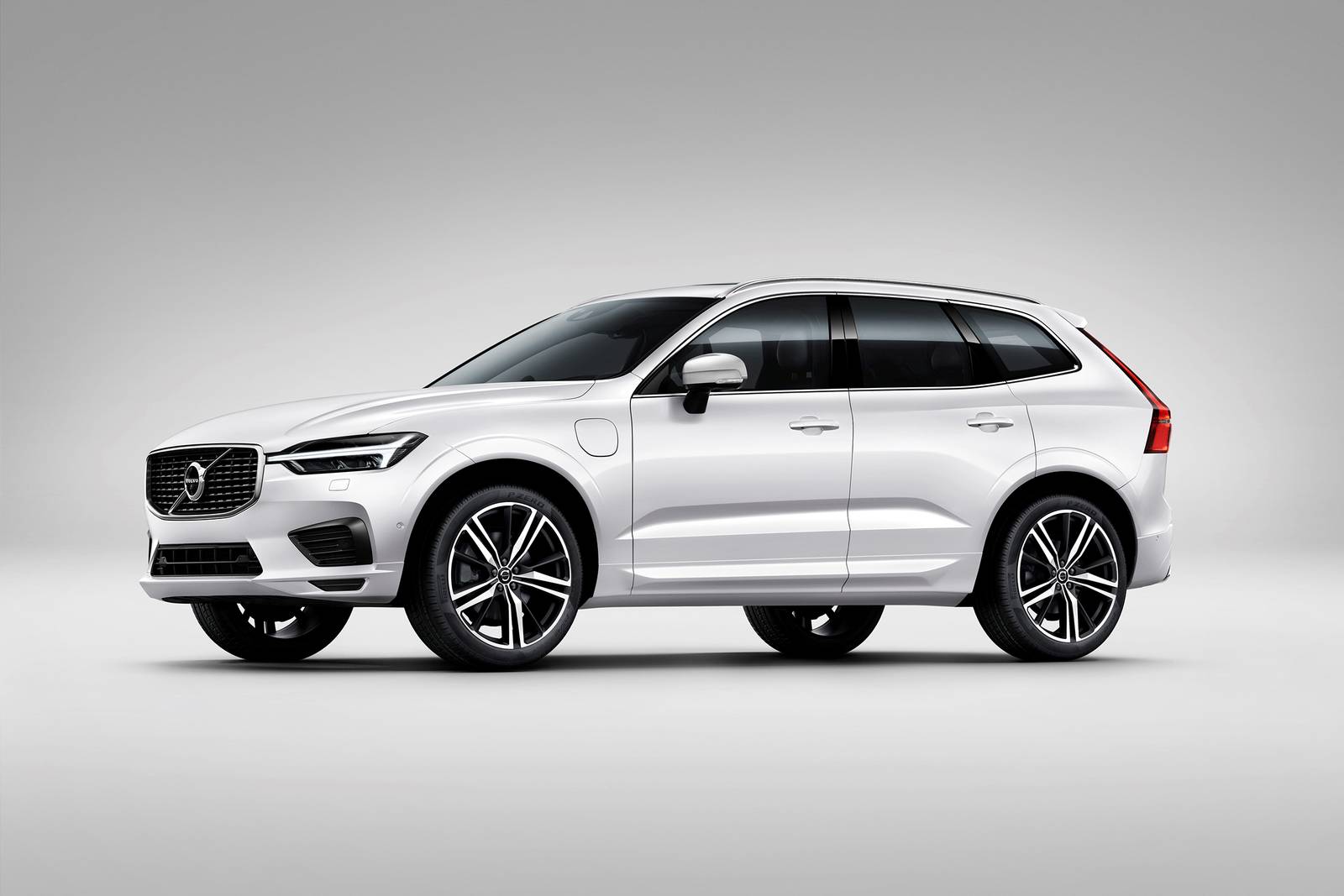 2021 Volvo XC60 Review & Ratings | Edmunds