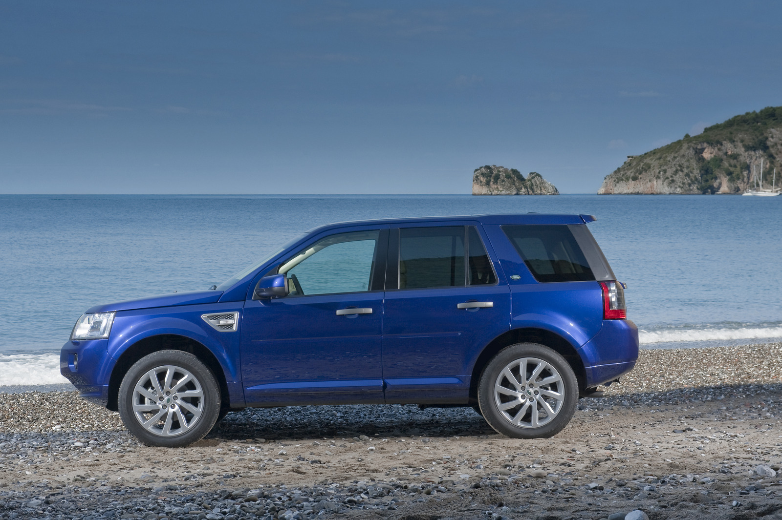 2011 Land Rover LR2 Preview
