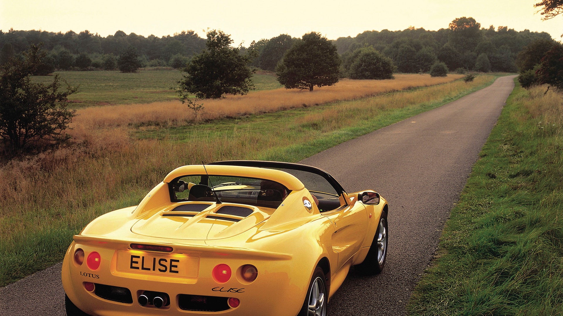 The Lotus Elise is 25 and on its way to 'legend' status | British GQ