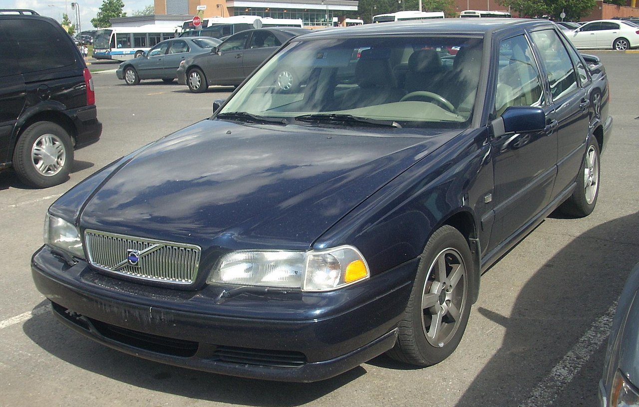 File:1999-2000 Volvo S70.JPG - Wikimedia Commons