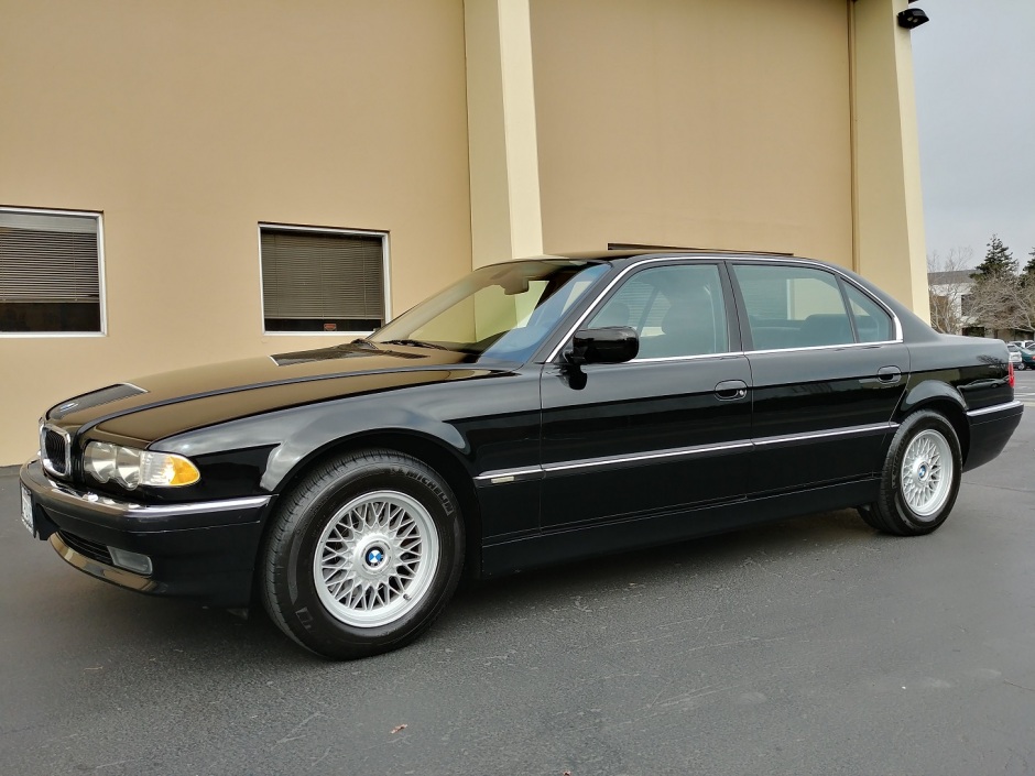 No Reserve: 56K-Mile 2001 BMW 740iL for sale on BaT Auctions - sold for  $10,500 on January 26, 2018 (Lot #7,859) | Bring a Trailer