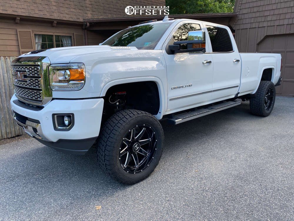 2019 GMC Sierra 3500 HD with 22x10 -25 Hostile H109 and 35/12.5R22 Nitto  Recon Grappler A/T and Suspension Lift 5" | Custom Offsets
