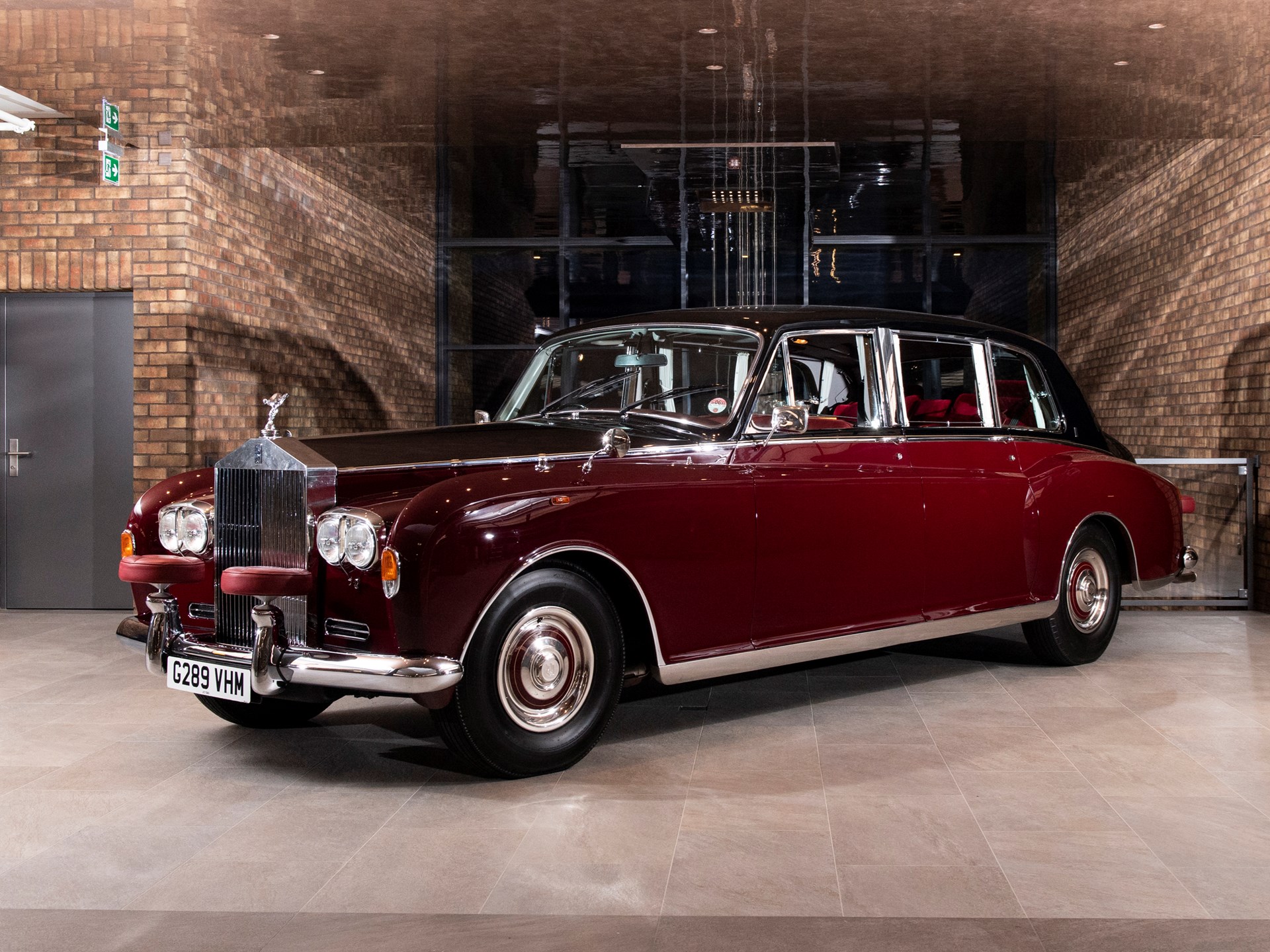 1990 Rolls-Royce Phantom VI Special Limousine by Mulliner Park Ward | A  Passion for Elegance | RM Sotheby's
