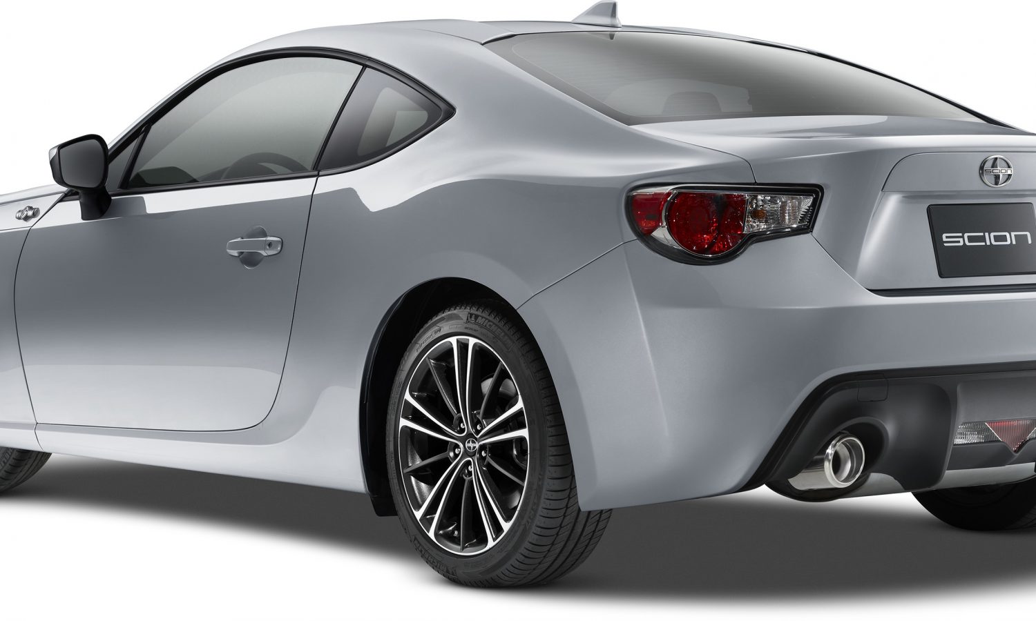 2015 Scion FR-S Advances the Look and Feel of Driving - Toyota USA Newsroom