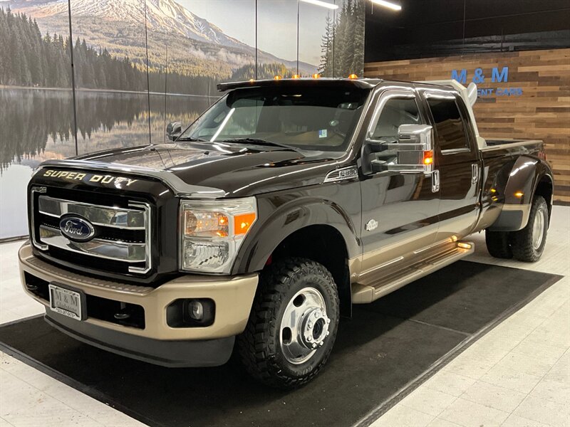 2014 Ford F-350 King Ranch 4X4 / 6.7L DIESEL / DUALLY / LOCAL / RUST FREE /  Leather , Heated & Cooled Seats / Sunroof