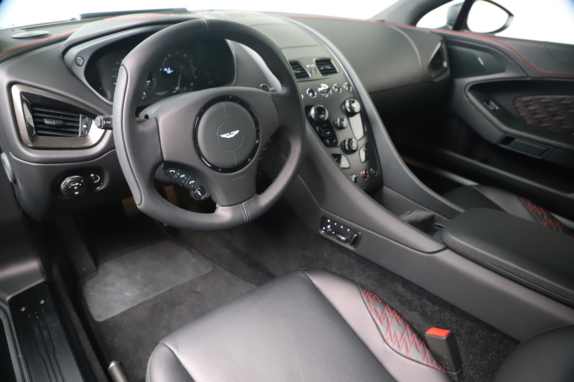 New 2019 Aston Martin Vanquish Zagato Shooting Brake For Sale () | Miller  Motorcars Stock #7664C