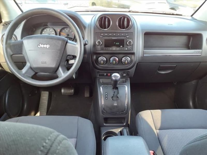 2010 Jeep Compass FWD 4dr Sport *Ltd Avail* Sunny Florida Cars | Dealership  in Bradenton