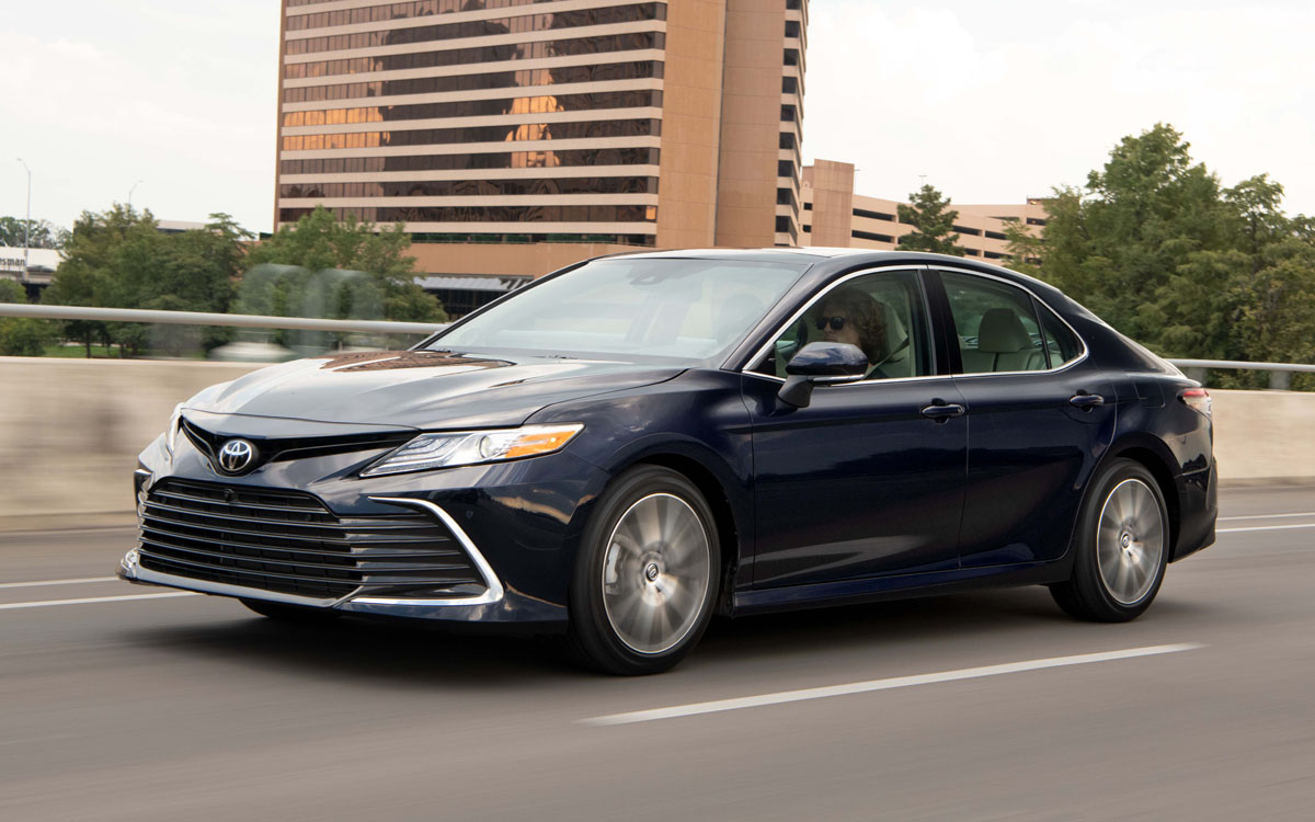 Toyota Camry XLE is a Cut-Price Lexus - Palm Beach Illustrated