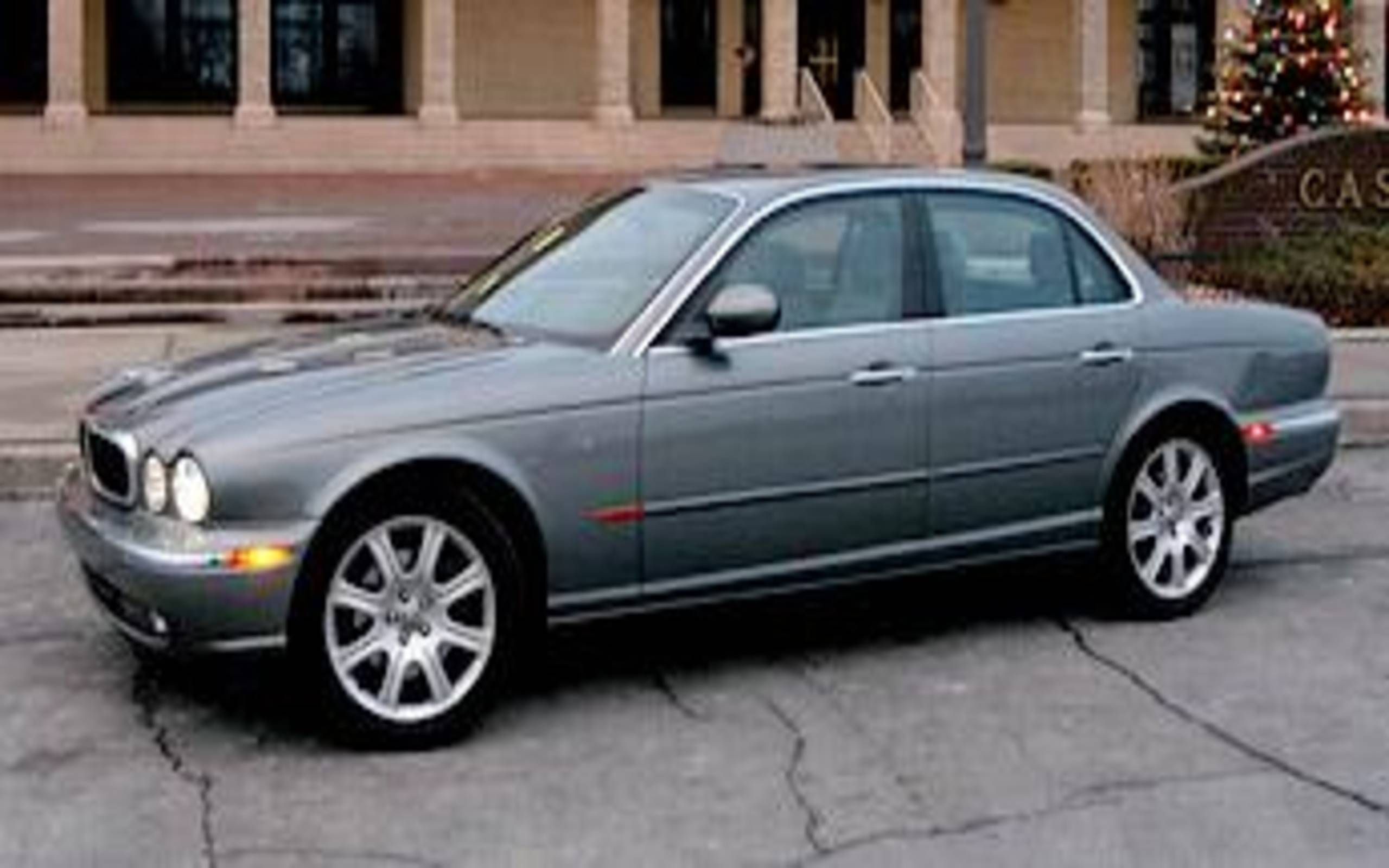2004 Jaguar XJ8: Wrap-Up: Shoddy Service And Spotty Reliability Did Not  Dampen Our Fondness For XJ8
