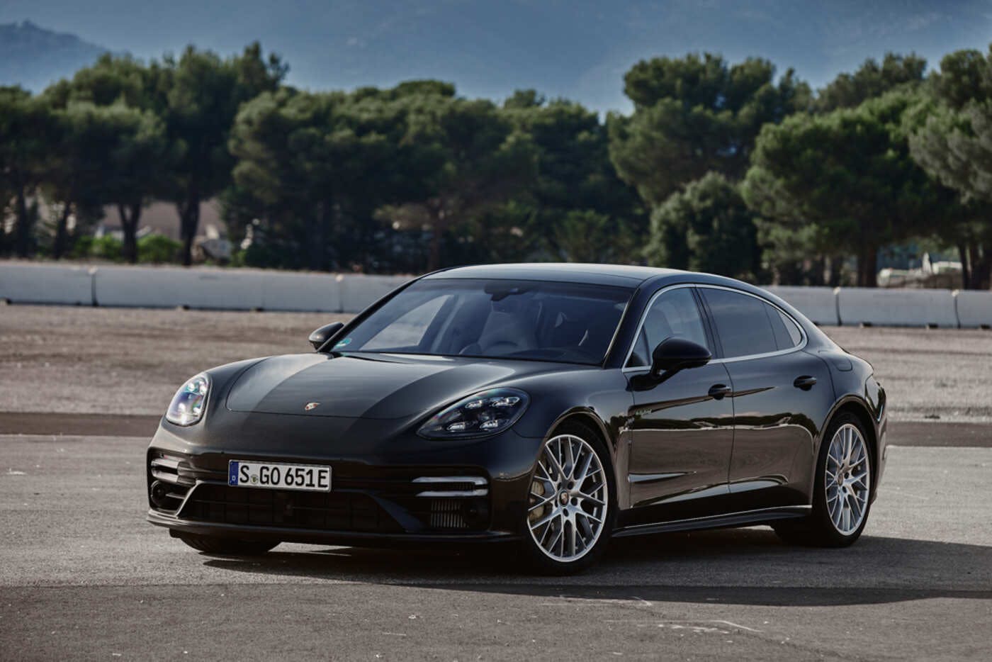 2023 Porsche Panamera Review | Pricing, Trims & Photos - TrueCar