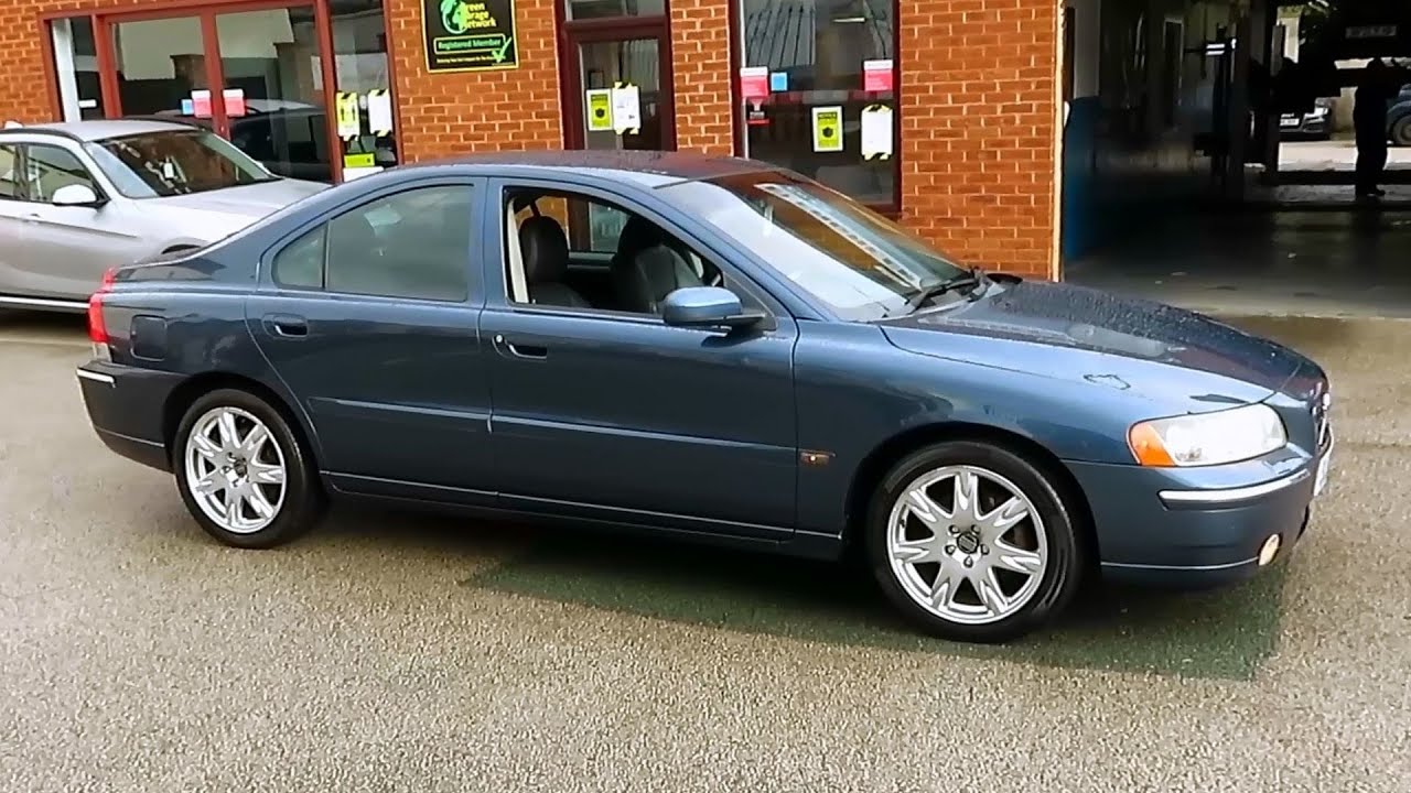 2005 Volvo S60 2.4 D SE - Start up and in-depth tour - YouTube
