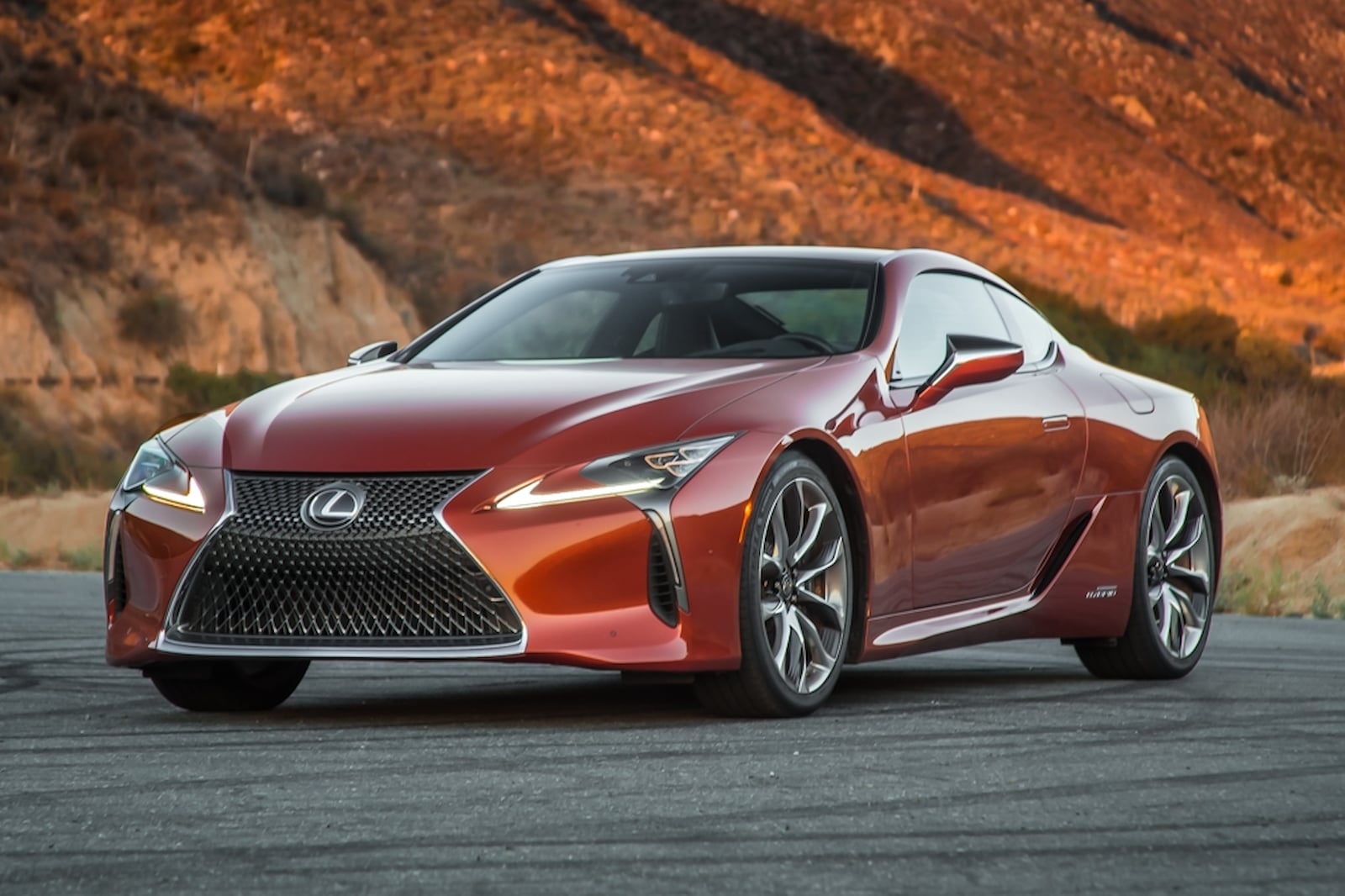2022 Lexus LC Hybrid Review, Pricing | LC Hybrid Coupe Models | CarBuzz