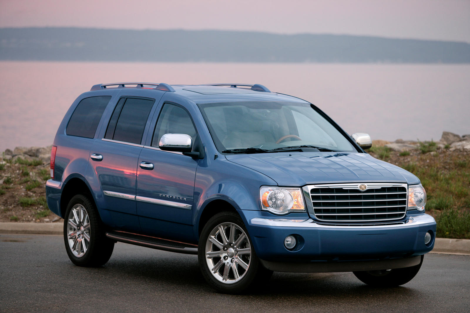 2008 Chrysler Aspen: Review, Trims, Specs, Price, New Interior Features,  Exterior Design, and Specifications | CarBuzz