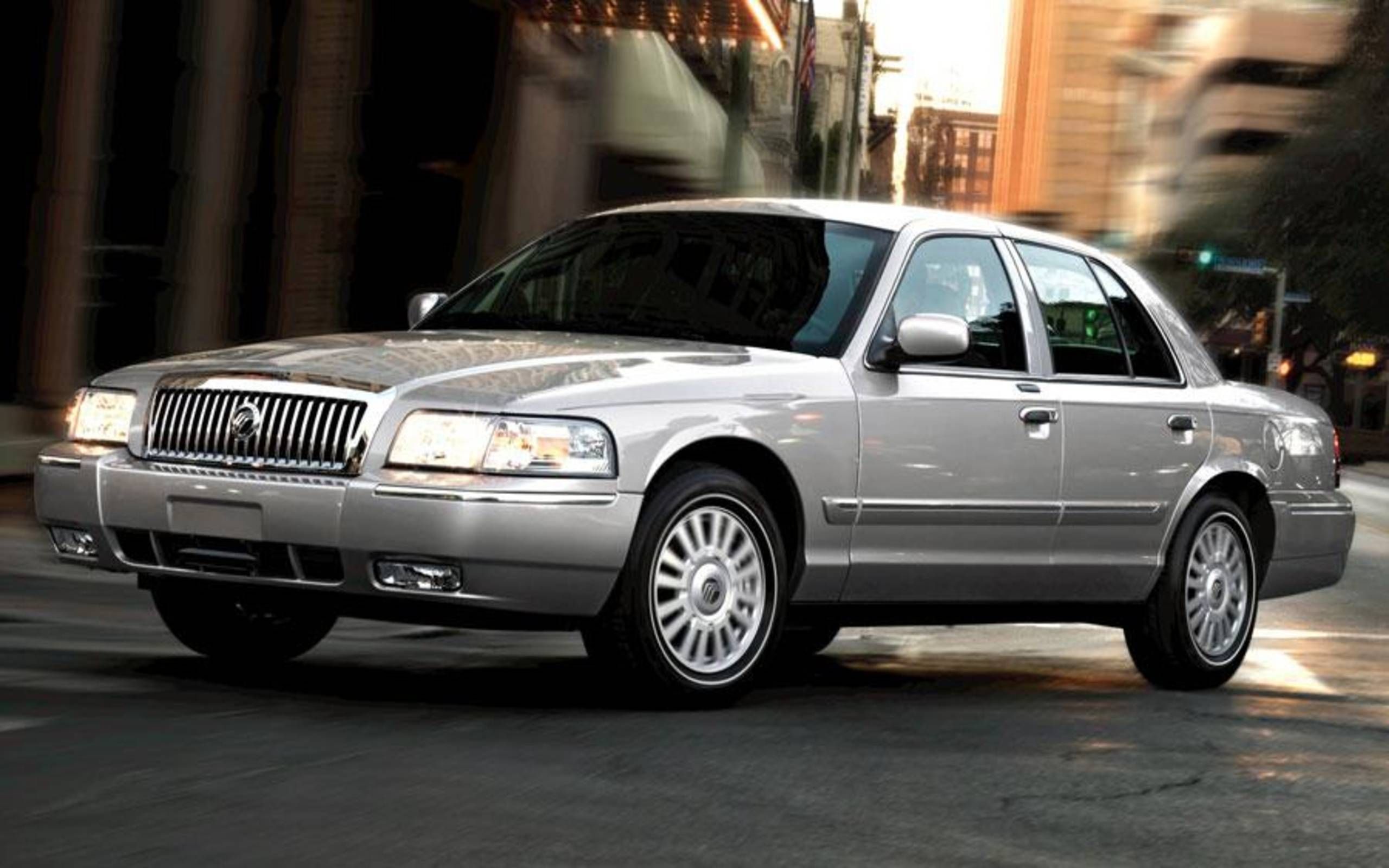 Mercury rolls into history with build of final Grand Marquis