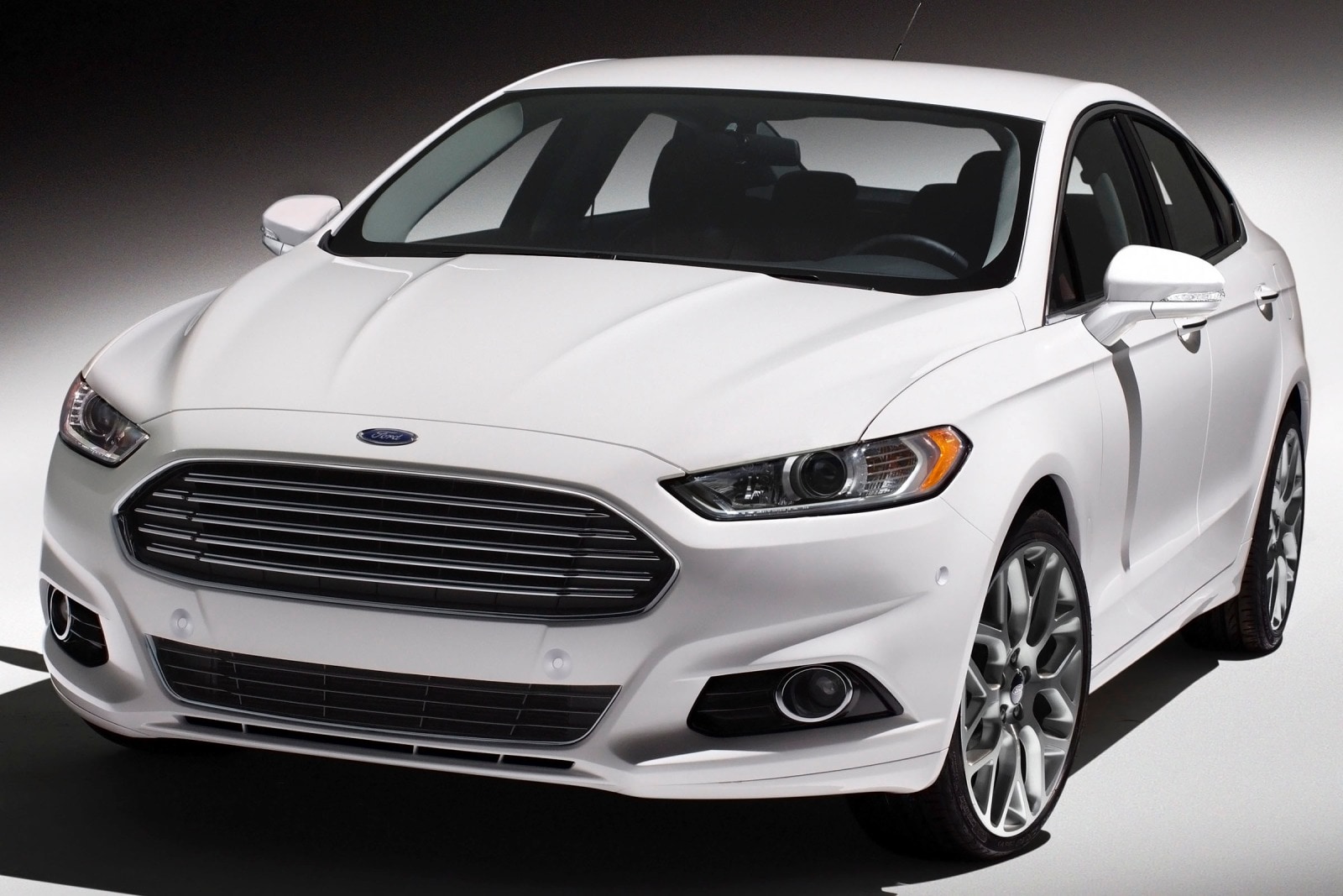 2016 Ford Fusion Review & Ratings | Edmunds