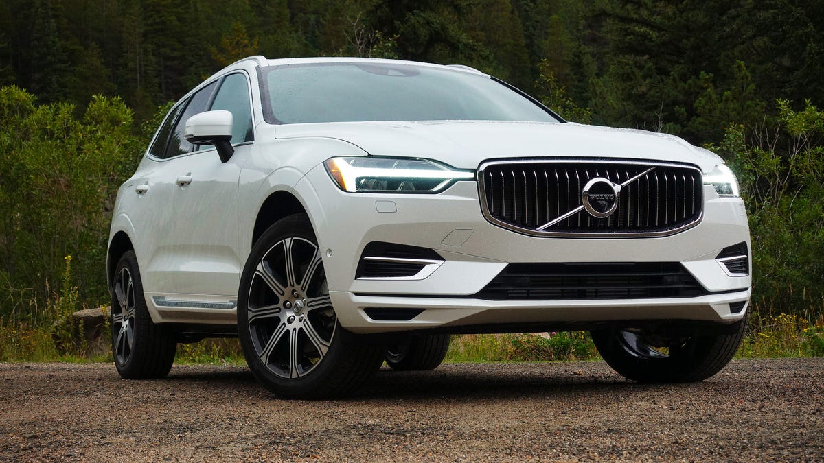 2018 Volvo XC60 T8 review: ratings, specs, photos, video, price, more - CNET