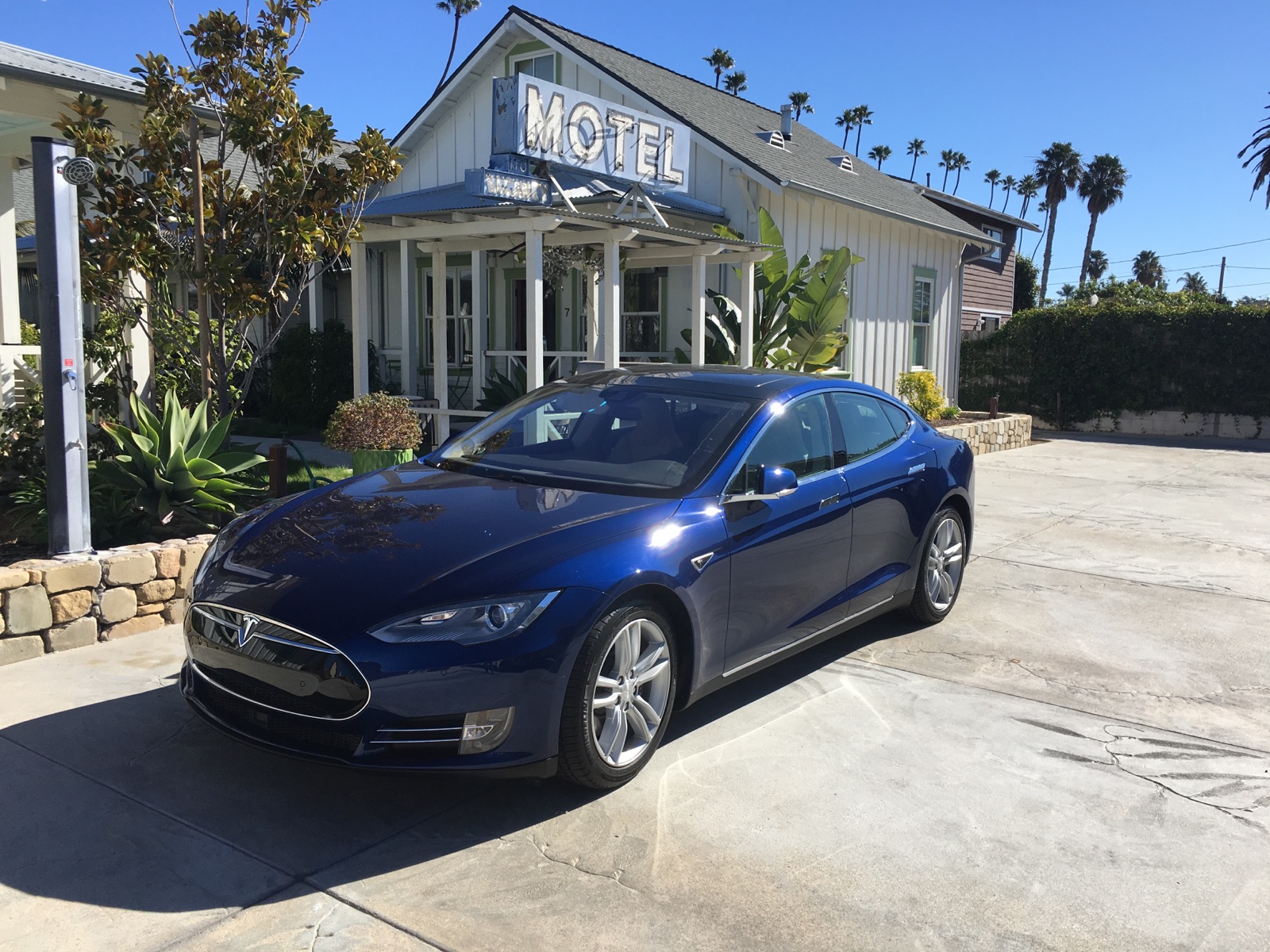 Old Vs New: 2016 Tesla Model S 90D Compared To Original Version