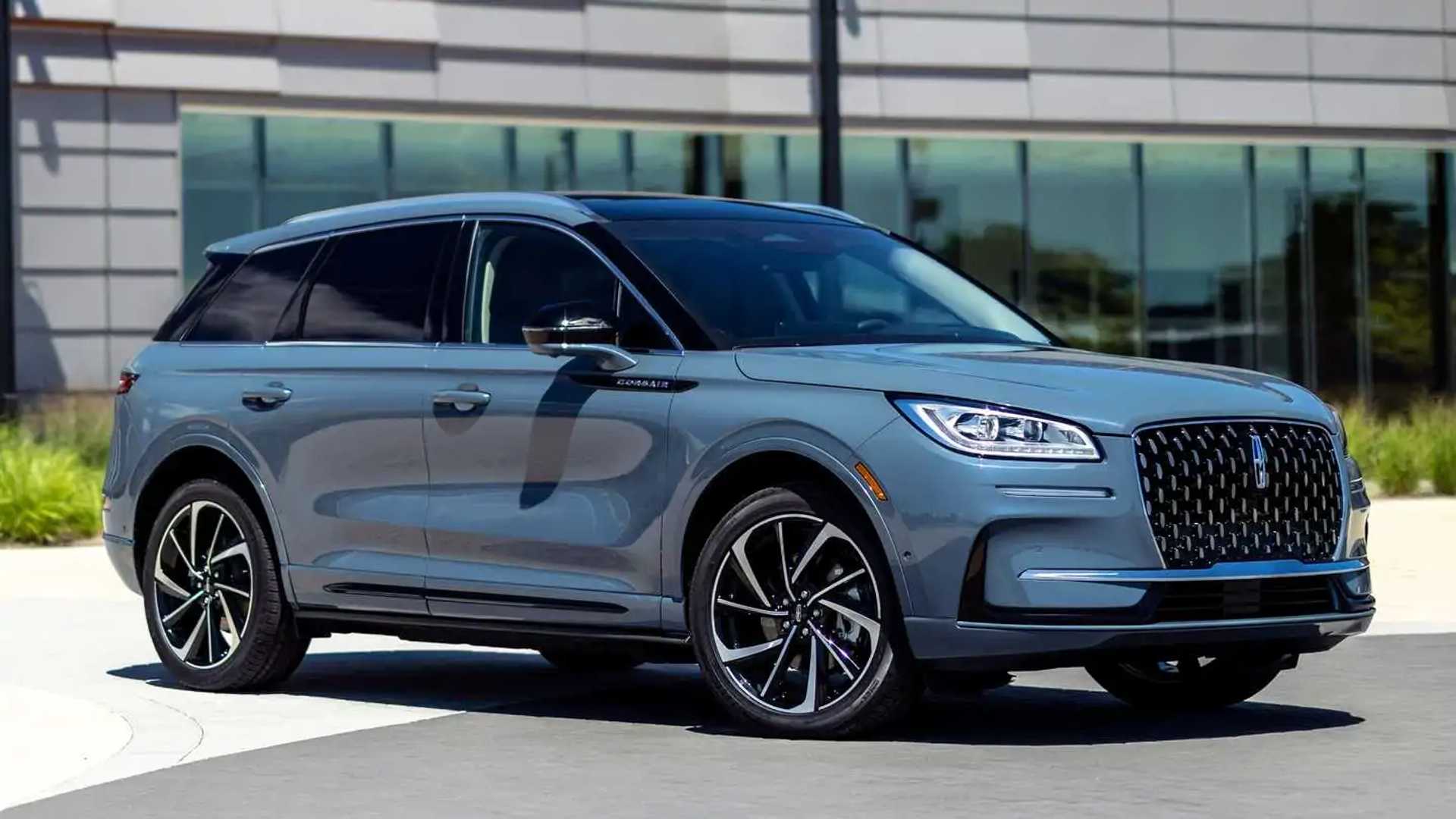 2023 Lincoln Corsair Debuts With Advanced Driving Assist And New Nose
