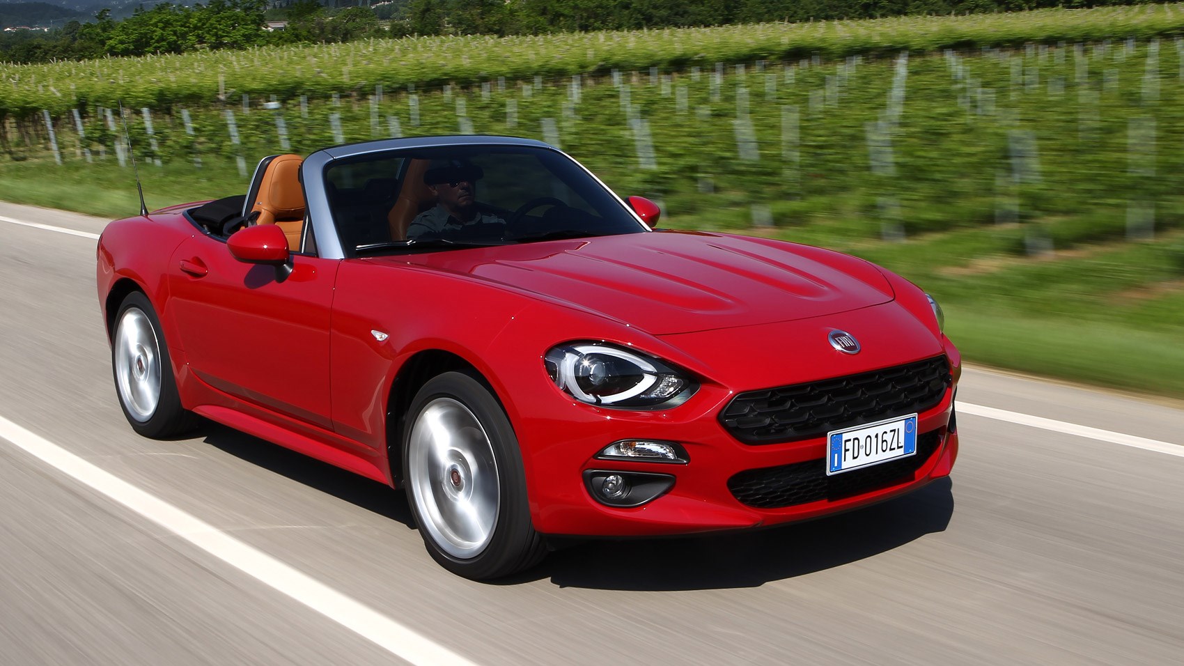 Fiat 124 Spider (2018) review: we drive the S-Design | CAR Magazine
