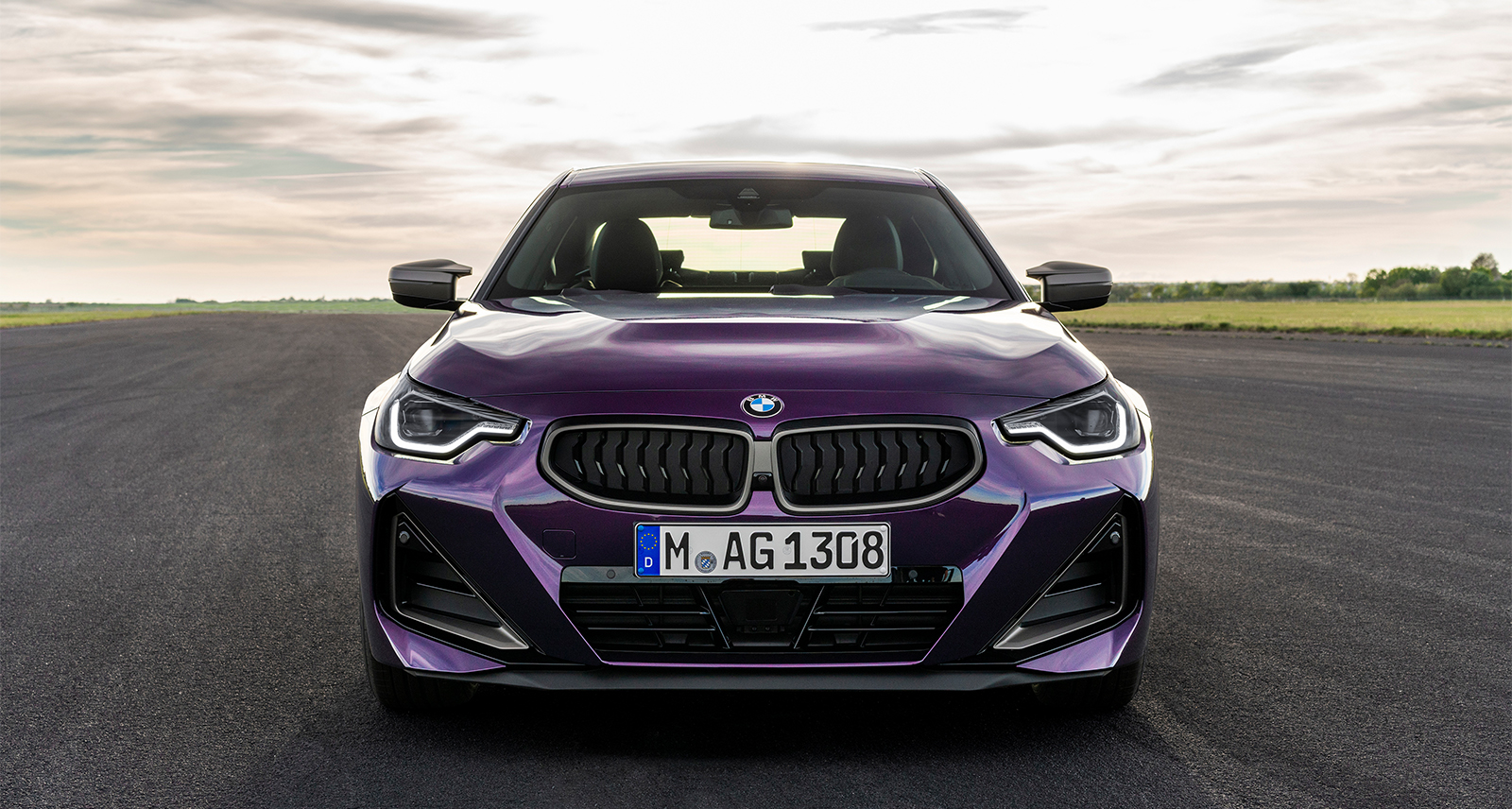 The 2022 BMW 2 Series Coupe Is a Supercar for the City