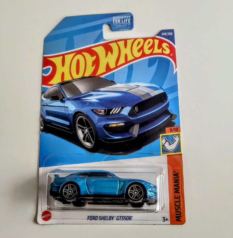 Hot Wheels 2022 Muscle Mania 9 of 10 Ford Shelby GT350R blue HCW36 at JTC  Collectibles