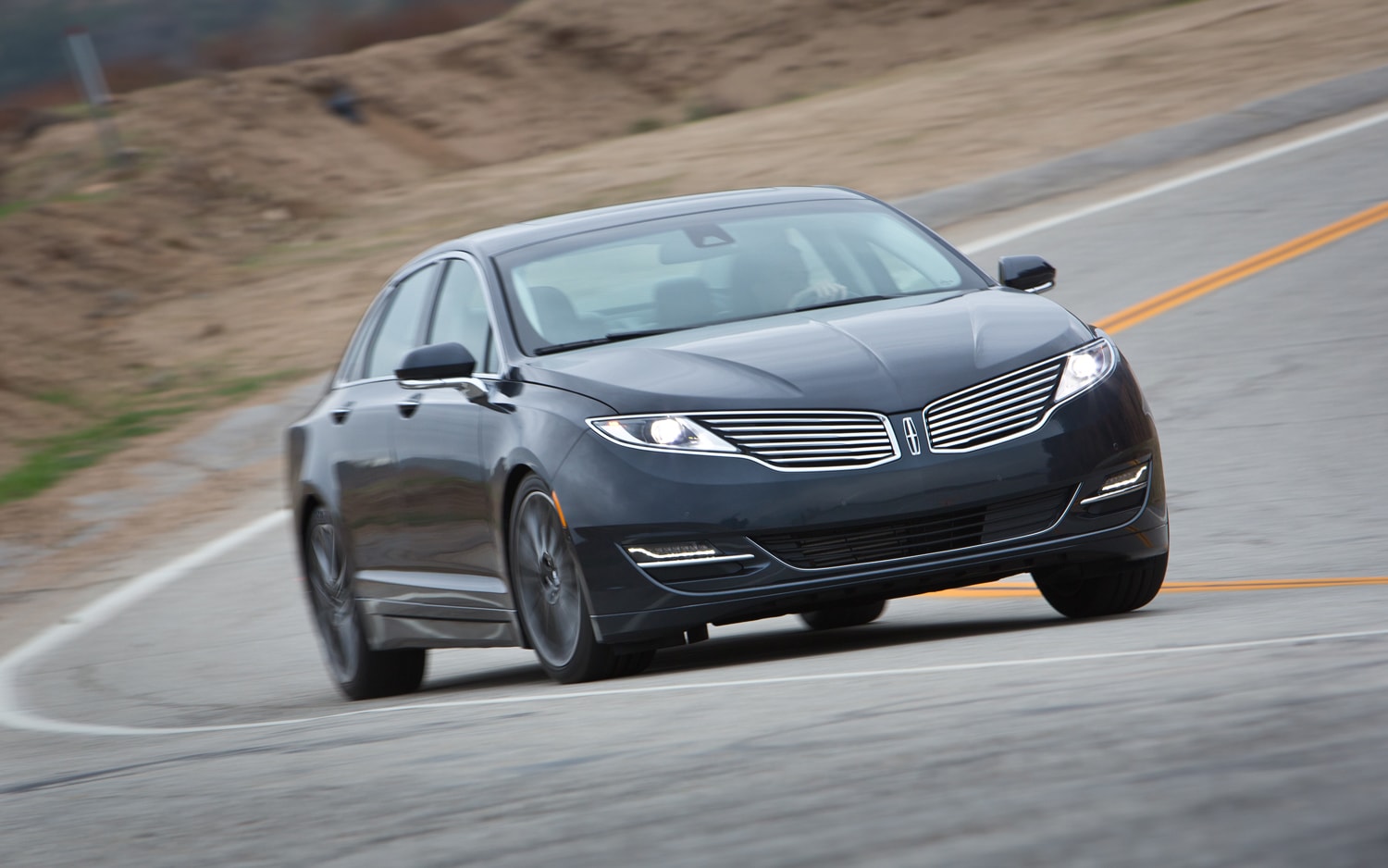 2013 Lincoln MKZ First Test