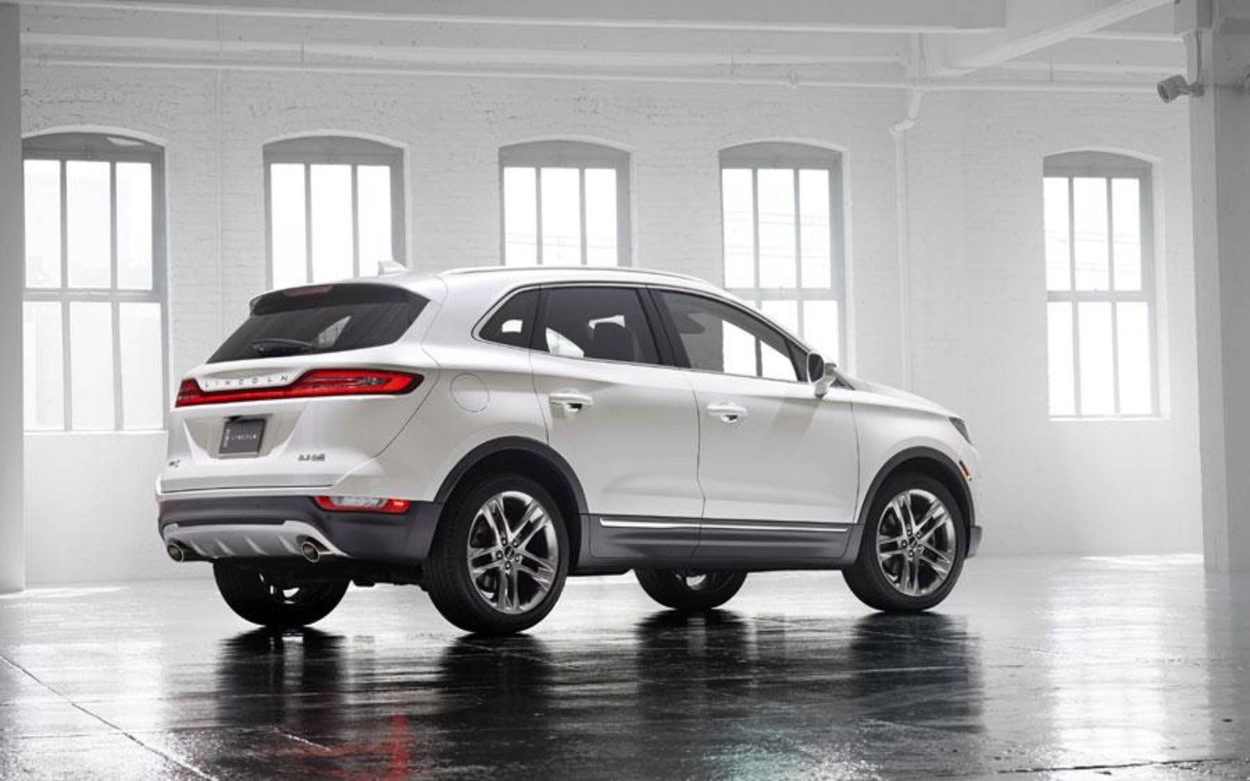 2015 Lincoln MKC pricing announced
