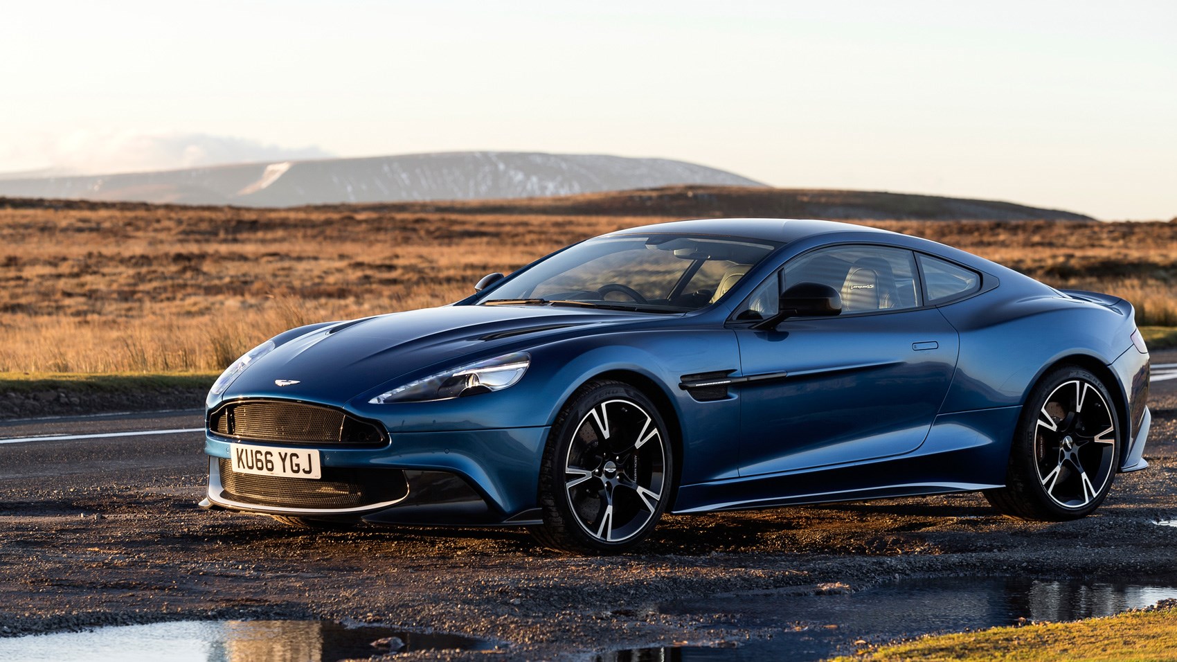Aston Martin Vanquish S (2017) review | CAR Magazine