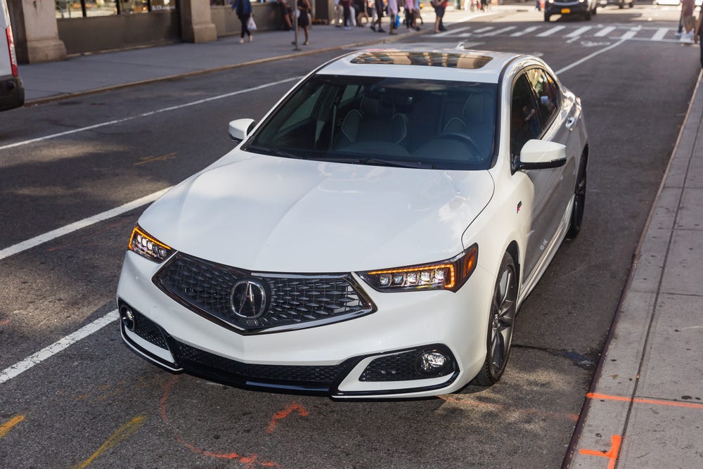 Why the Acura TLX Is One of the Best Cars of 2017